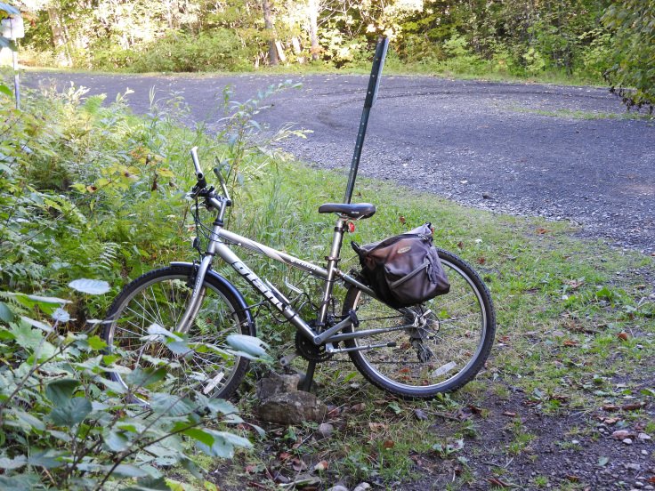 Chained my bike to a metal pole and started my hike